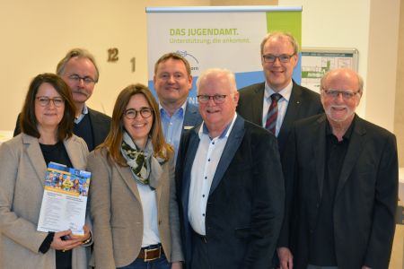 Jugendhilfeausschuss befasst sich mit  Kindesschutz